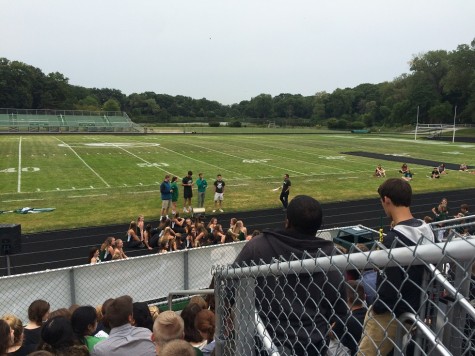 Maddie Howard Super fans pulling tickets during the student "class colors" raffle