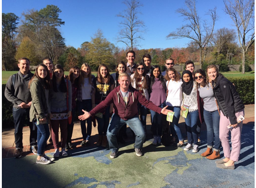 West Model UN Delegates shopping in the historically famous Jamestown.